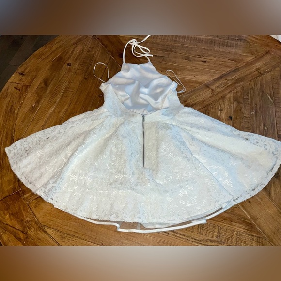 Bardot Lace Mini Halter Dress - size 8 - NWT - absolutely darling - Picture 11 of 15